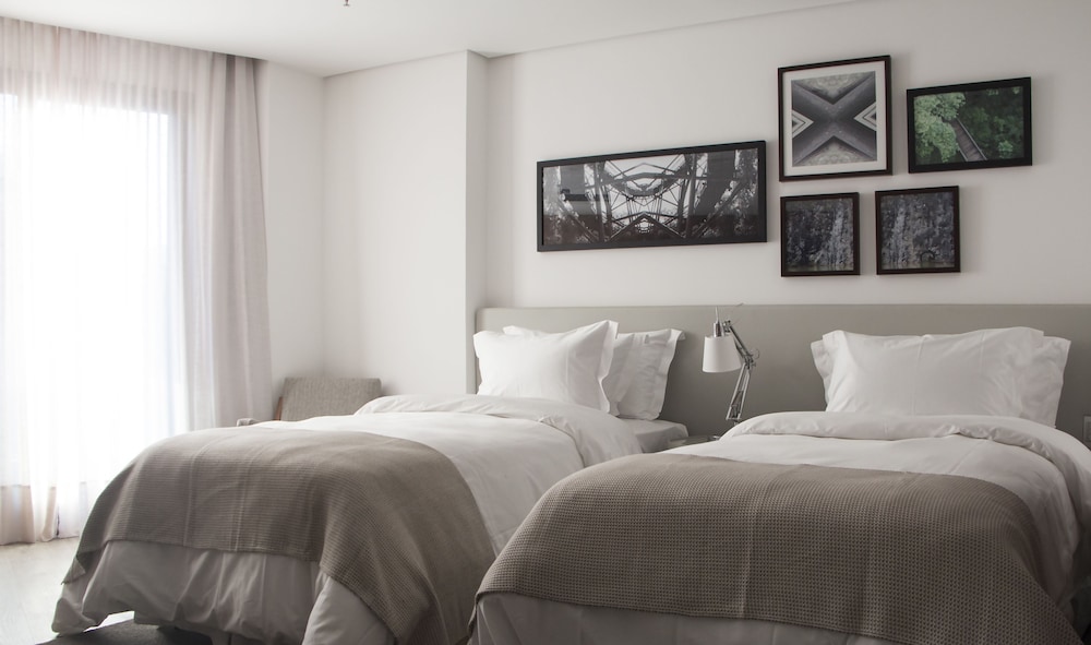 Available room