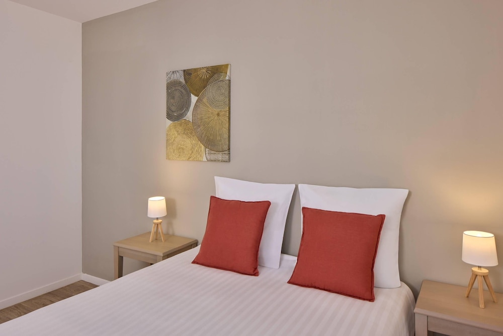 Standard Room, 1 Queen Bed, Non Smoking
