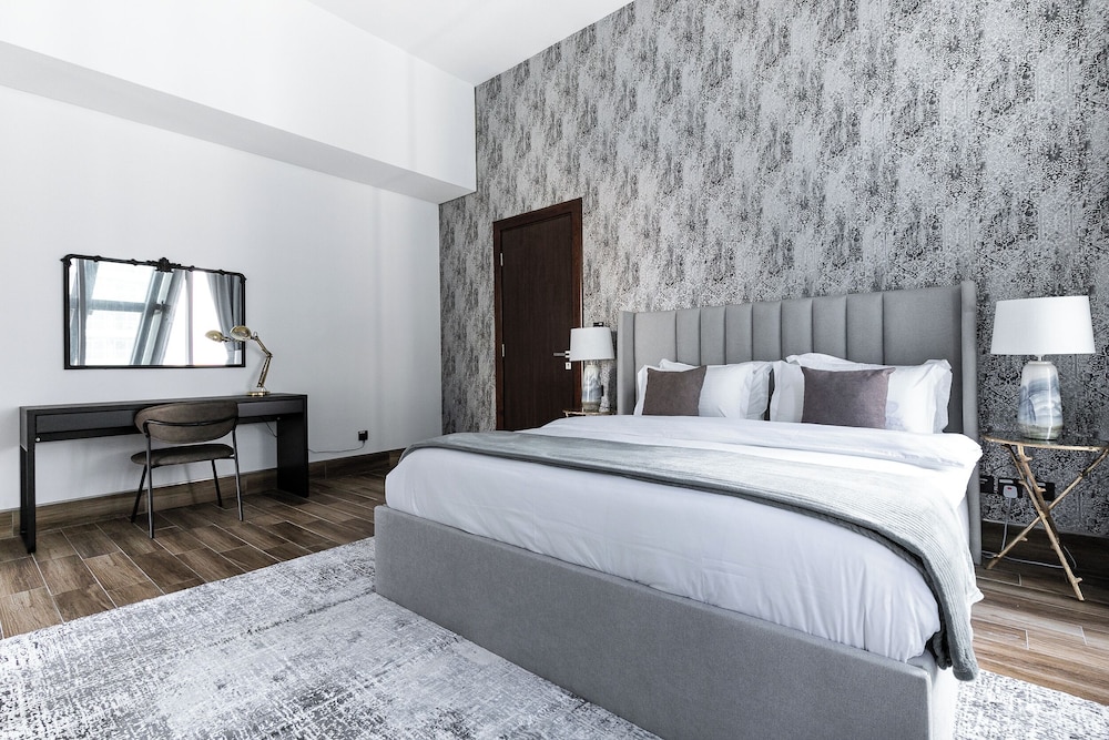 Luxury Apartment, 1 Queen Bed with Sofa bed photo 2