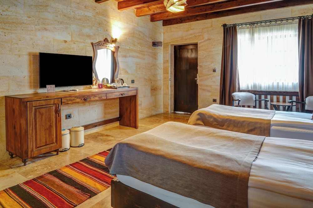 Superior Twin Room - Photo 6