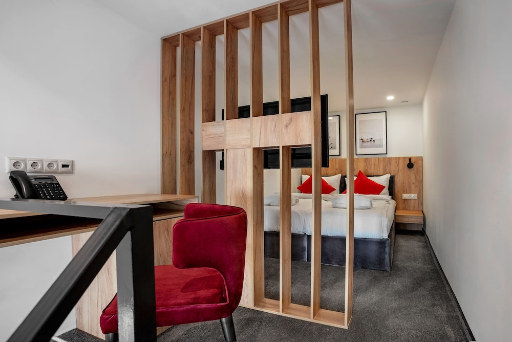Luxury Duplex, 1 King Bed with Sofa bed photo 1
