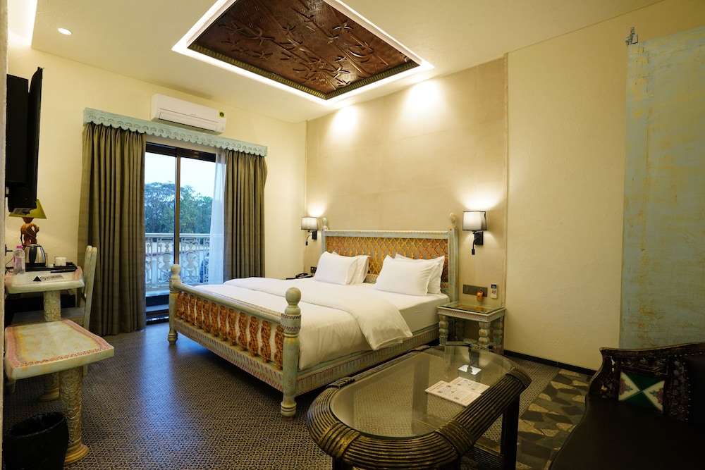 Executive Room - Photo 7