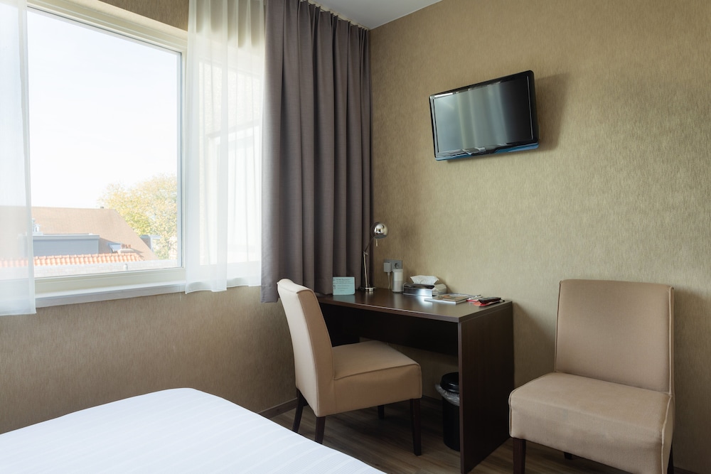 Basic Double Room (small) photo 2