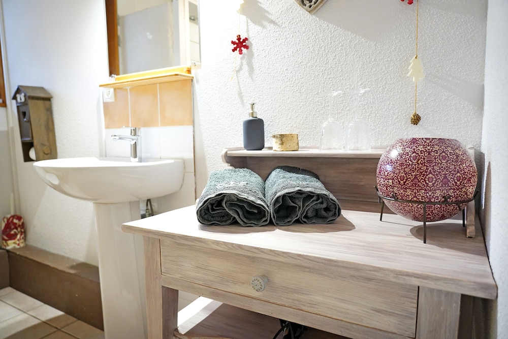 Standard Single Room, Ensuite, Mountain View (morille) photo 3