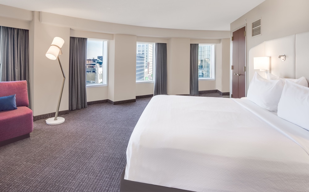 Suite, 1 Bedroom photo 3