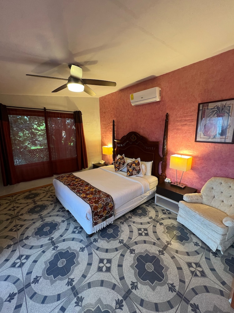 Premium Suite, 1 King Bed