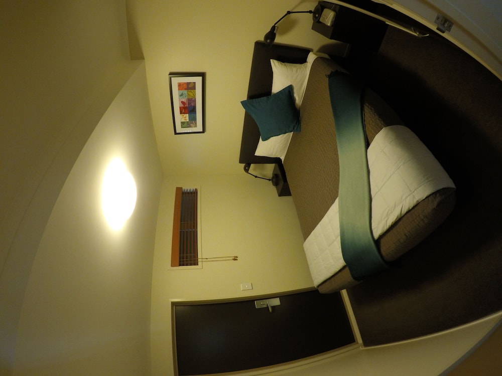 Suite, 2 Bedrooms (Ground Floor)