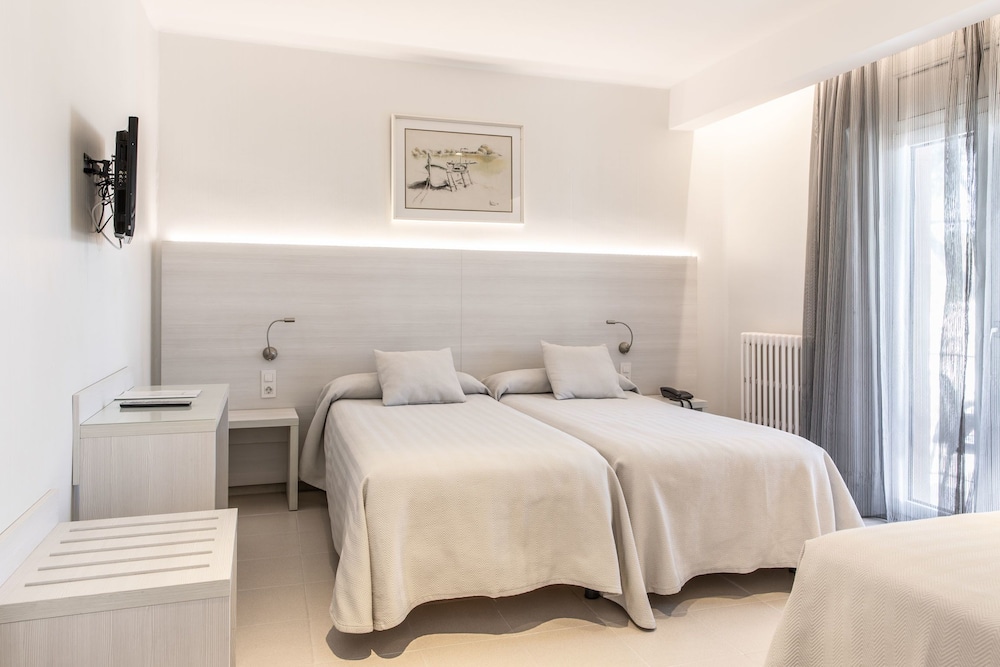 Double or Twin Room, Partial Sea View (Especial)