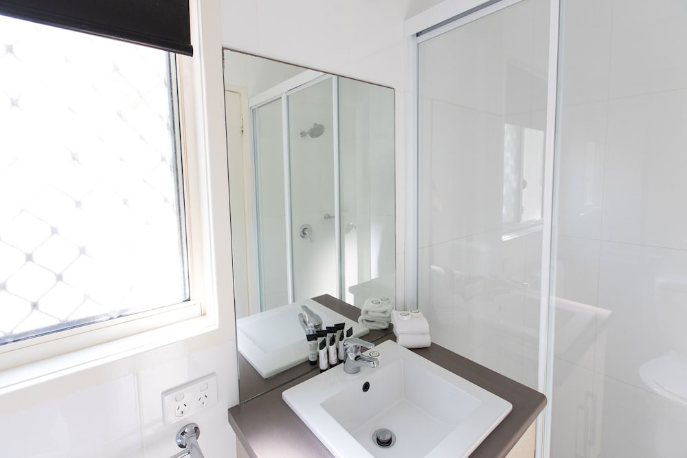 Standard Suite, 2 Bedrooms, Non Smoking, Kitchen (Villa) photo 3