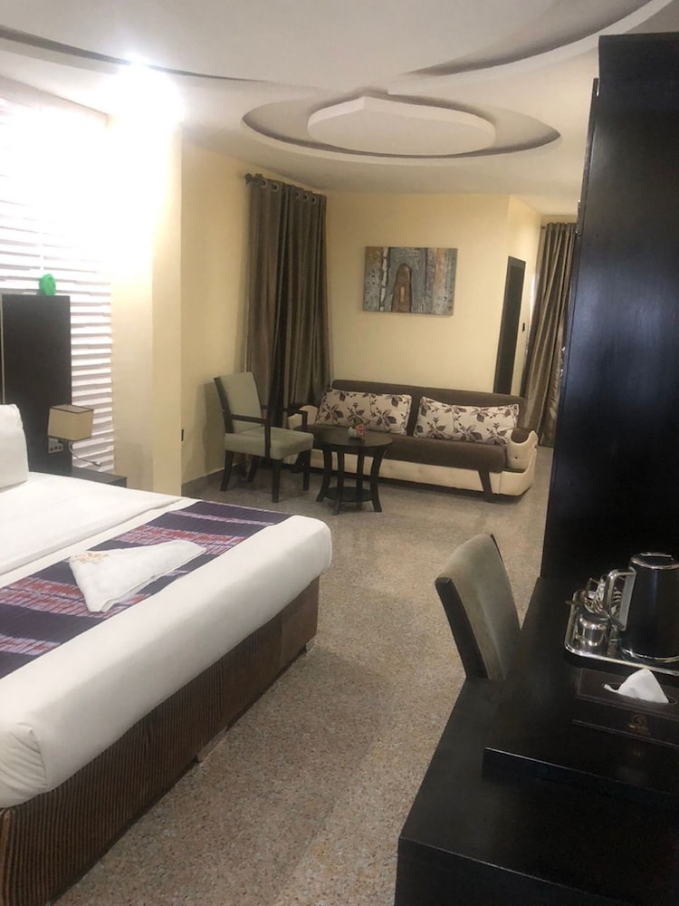 Premier Suite photo 3