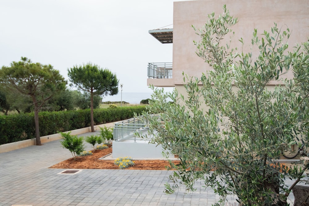 Berenice Side Sea View Apartment photo 2