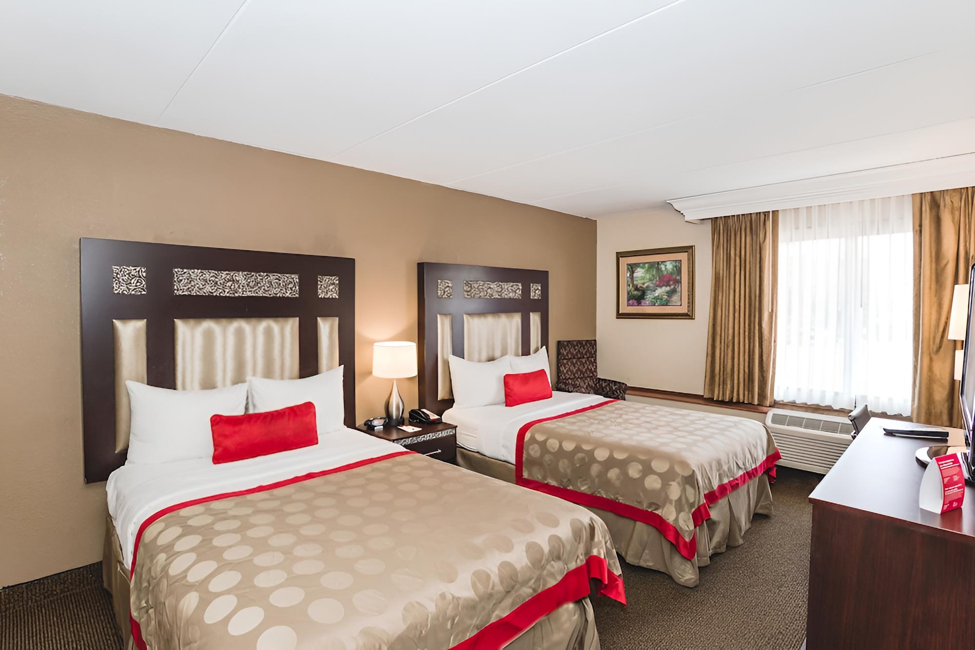 Room, 2 Queen Beds - Photo 2