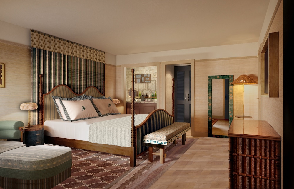 Superior Room, 1 King Bed, Harbor View - Photo 1
