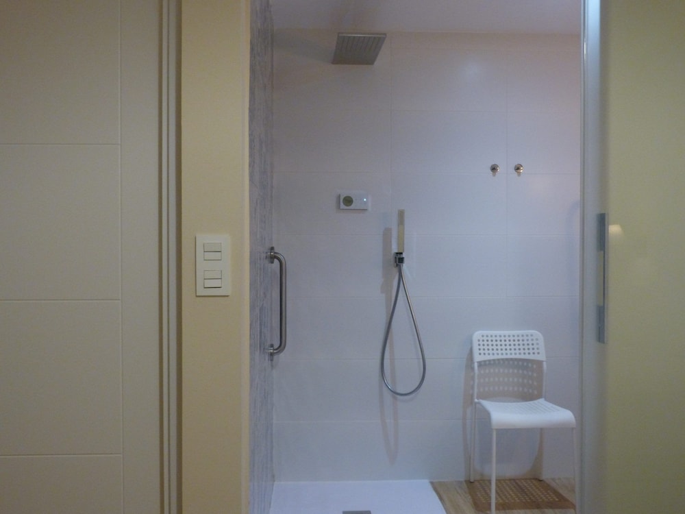 Standard Double or Twin Room photo 3