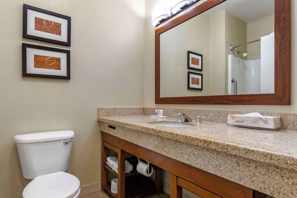 Suite, 2 Queen Beds, Non Smoking - Photo 4