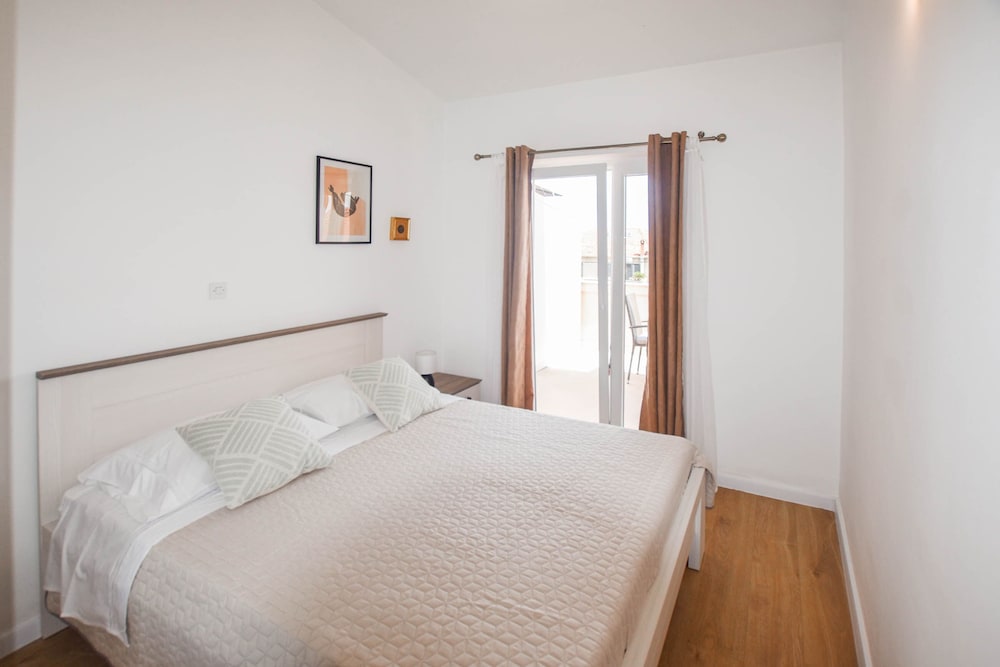 Apartment (A1)