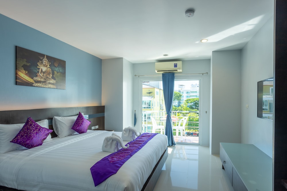 City Room, 1 King Bed, Non Smoking, City View - Photo 1