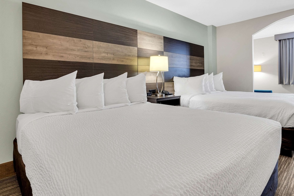 Suite, 2 Queen Beds, Non Smoking - Photo 7