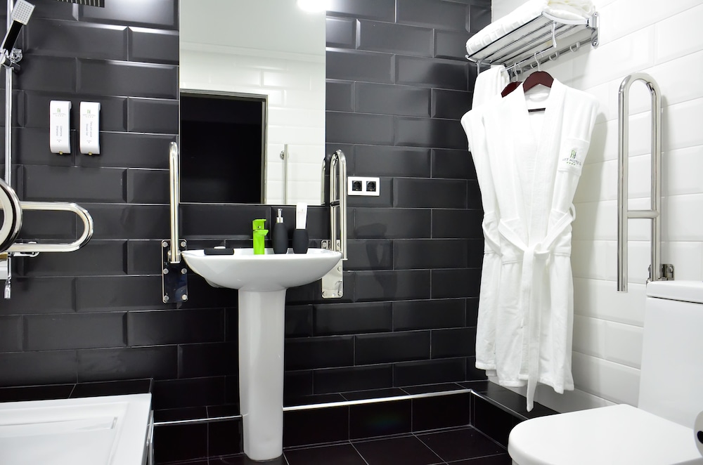 Suite, Accessible photo 3