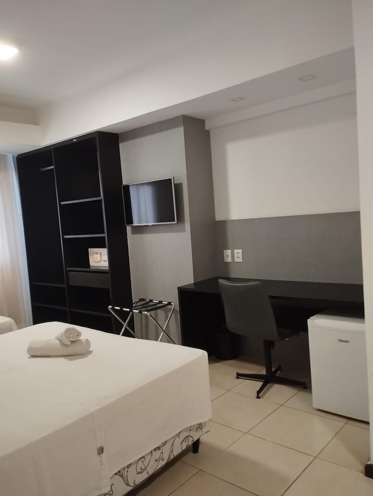 Basic Apartment photo 3