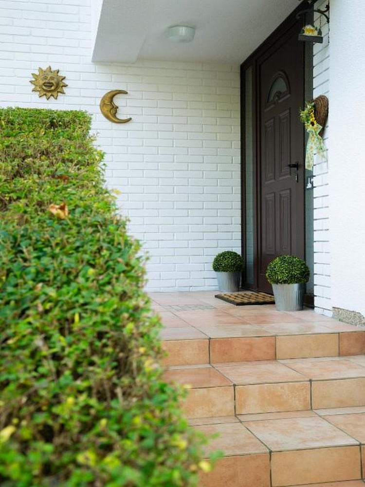 House (Two Bedroom Holiday Home with Terrace) photo 3