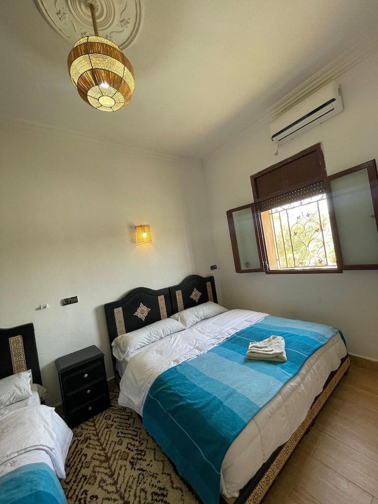 Basic Double Room photo 3