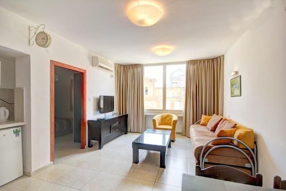 Apartment, 1 Bedroom (Ezra HaSofer St 9 Flat 6) photo 1
