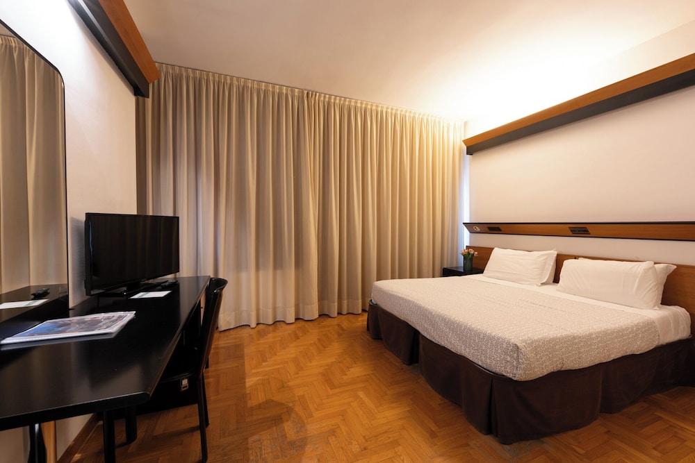 Classic Double Room Single Use photo 1