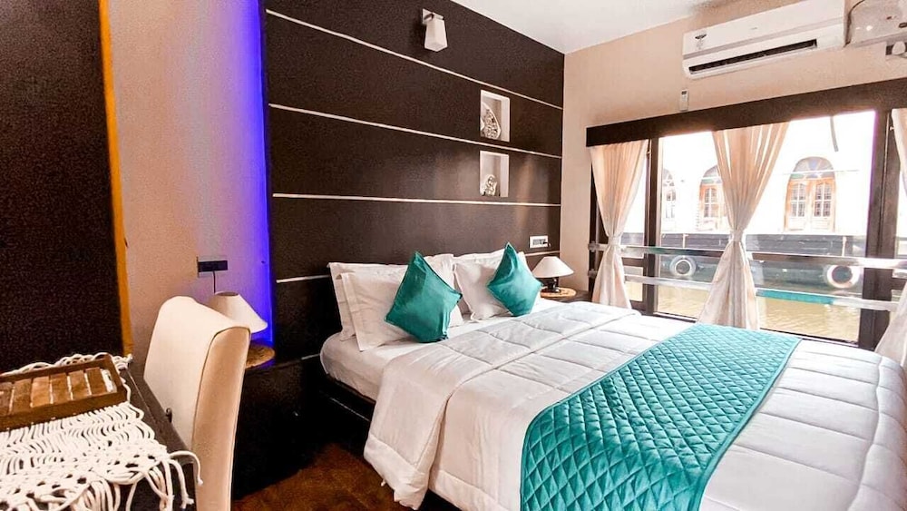 Premium Double Room photo 1