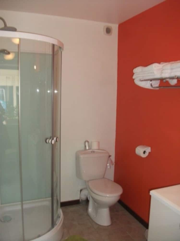 Superior Triple Room photo 3