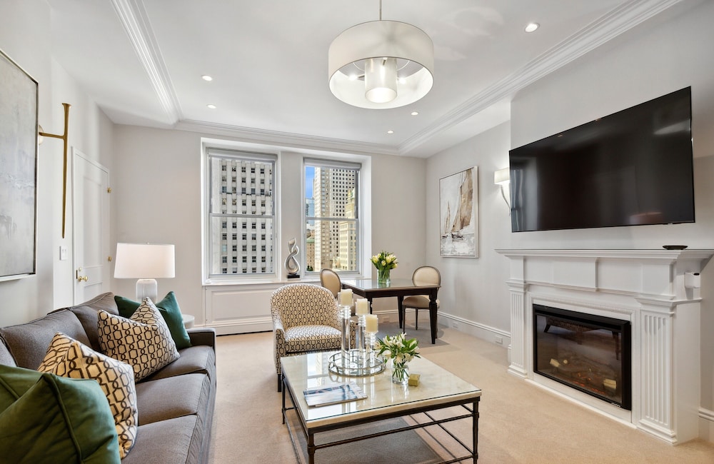 Suite, City View photo 1