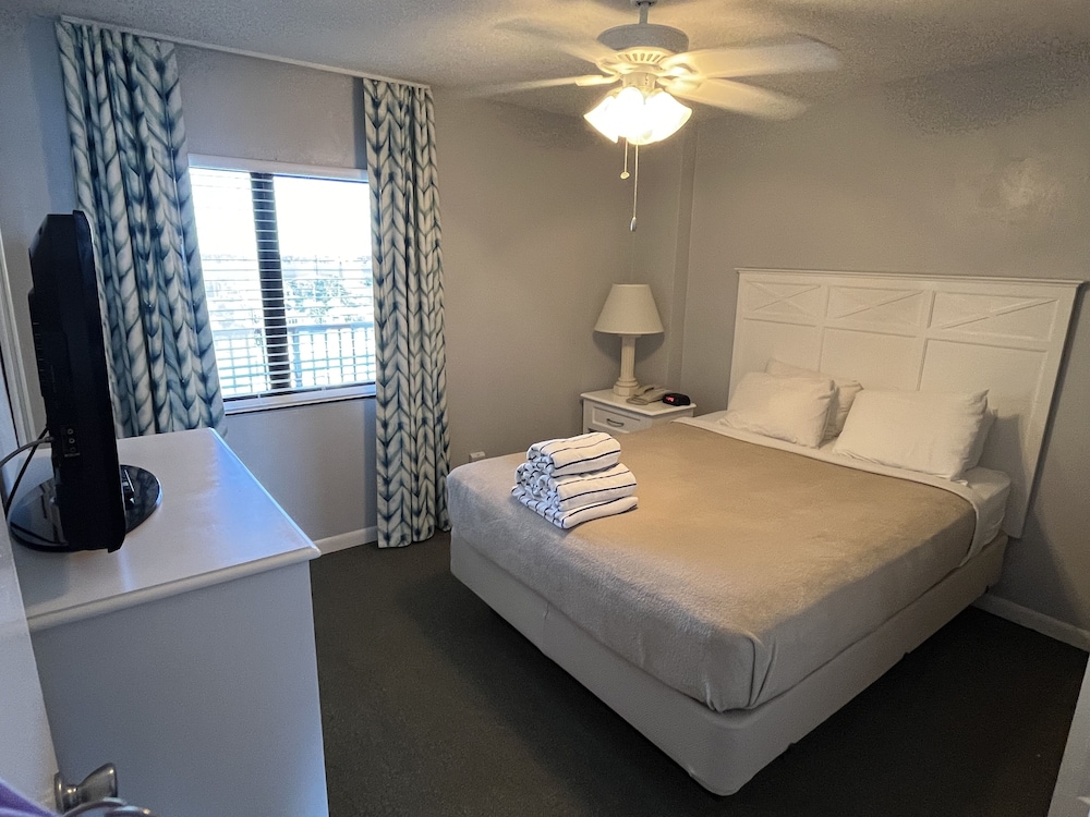 Traditional Condo, 1 Bedroom, Ocean View photo 1