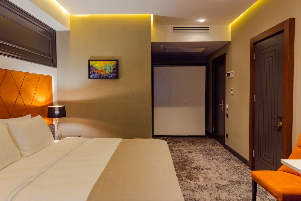 Deluxe Double Room - Photo 15