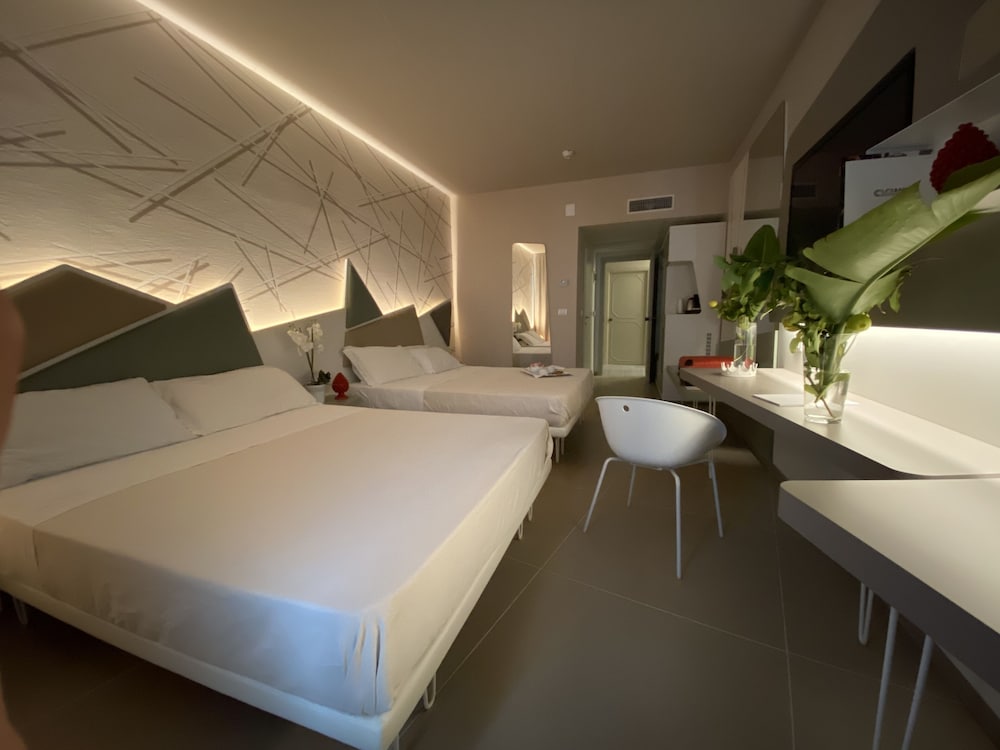 Superior Double Room Single Use (Plus)