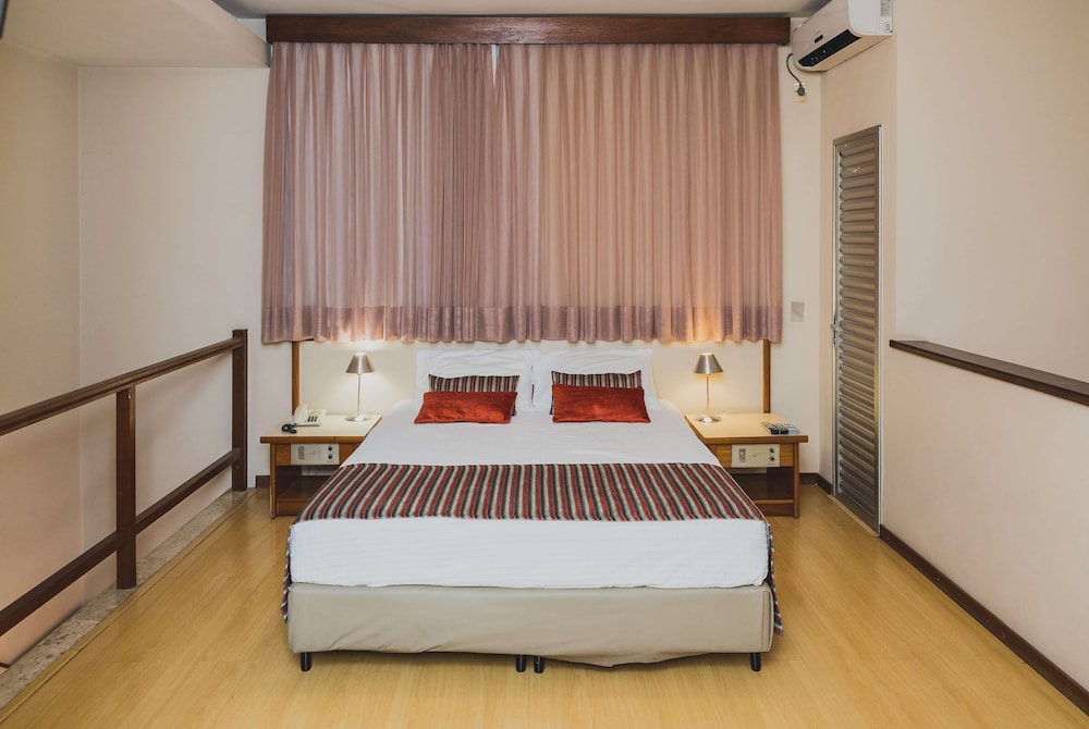 Suite Luxo Queen
