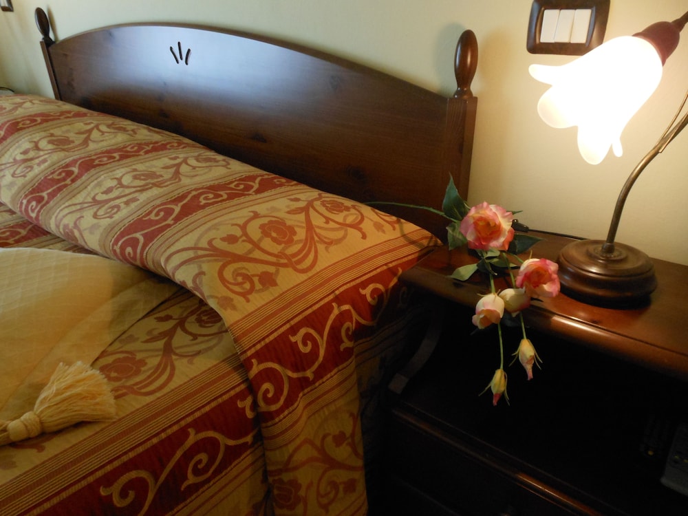 Double or Twin Room, 1 Double Bed, Private Bathroom photo 1