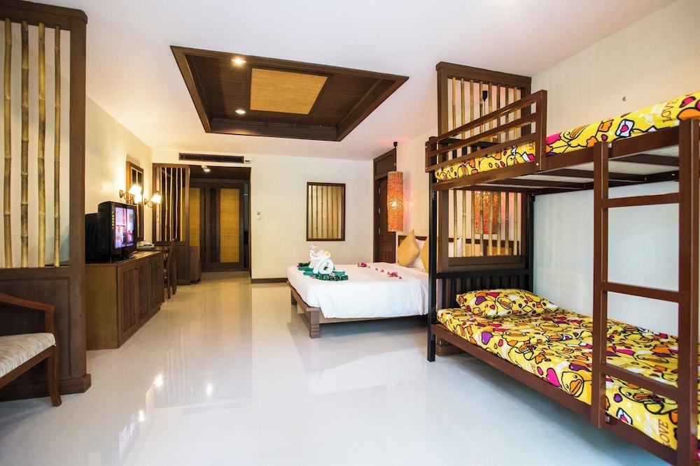 Deluxe Family Double Room photo 3