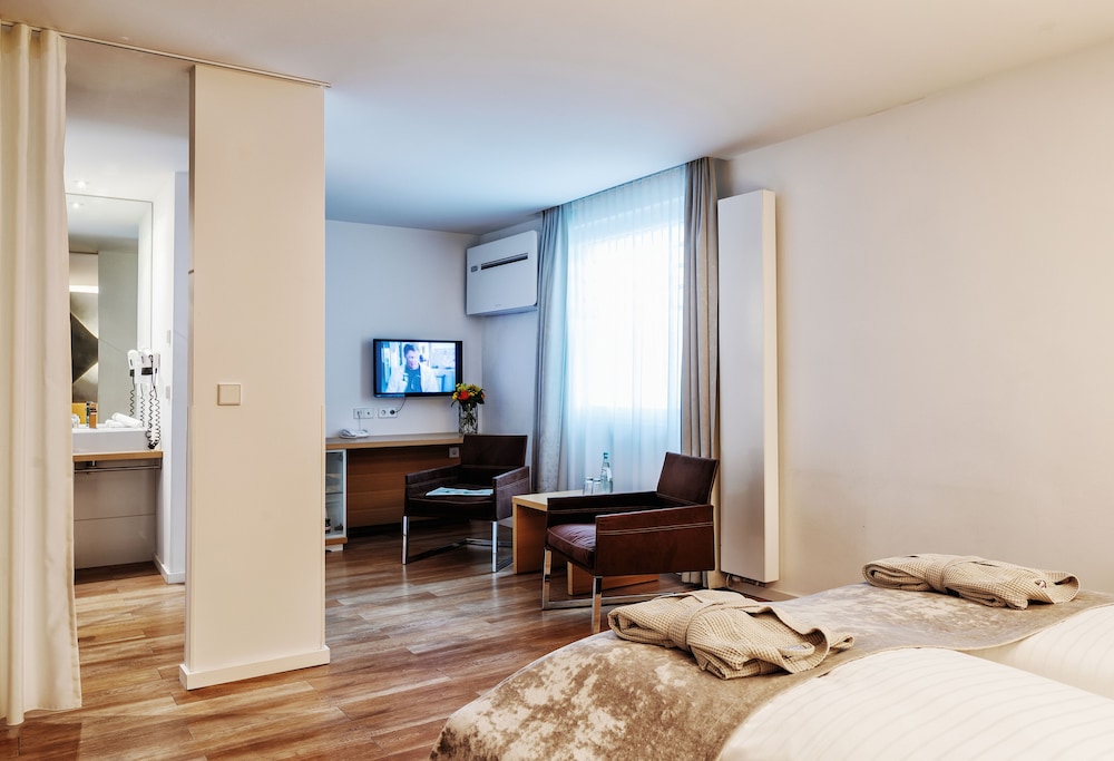 Superior Double Room - Photo 3