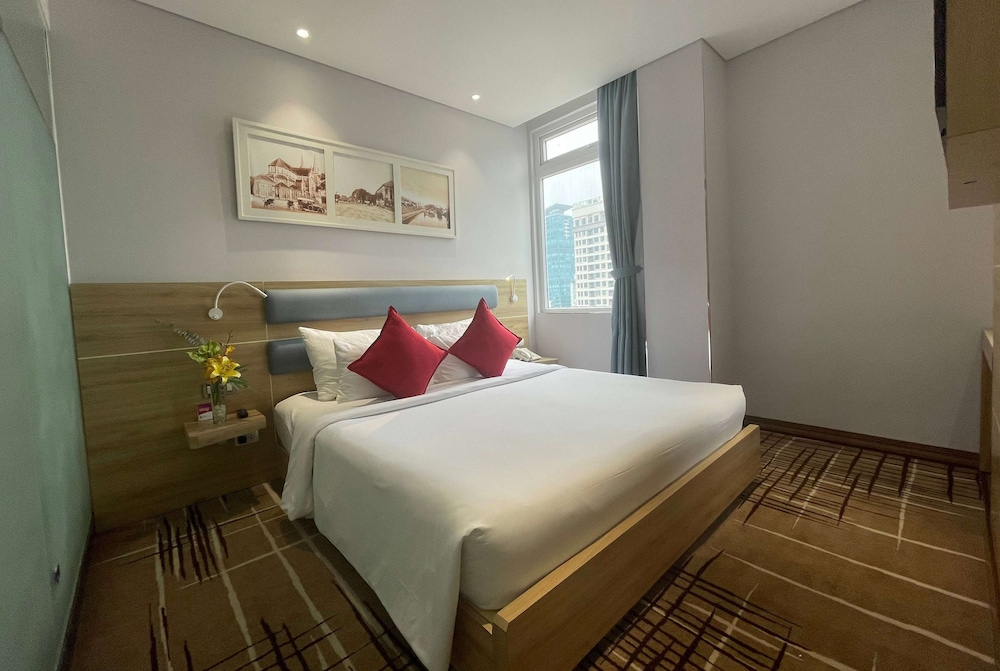 Suite, 1 Queen Bed photo 3