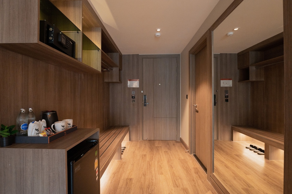 Two Bed Room Family Suite - Photo 8