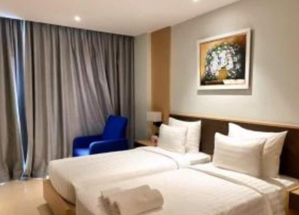 Deluxe Double Room, Ocean View photo 3