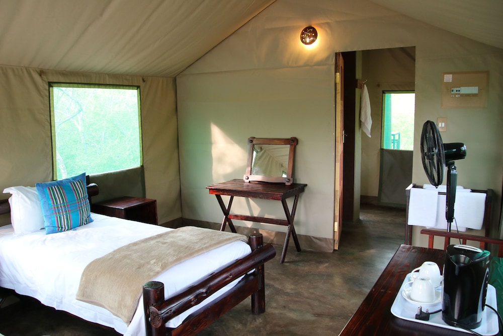 Safari Tent photo 3