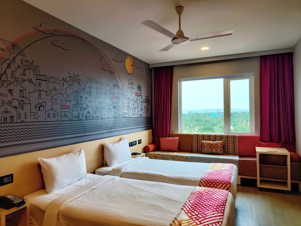 Luxe Twin Room-Tropical View