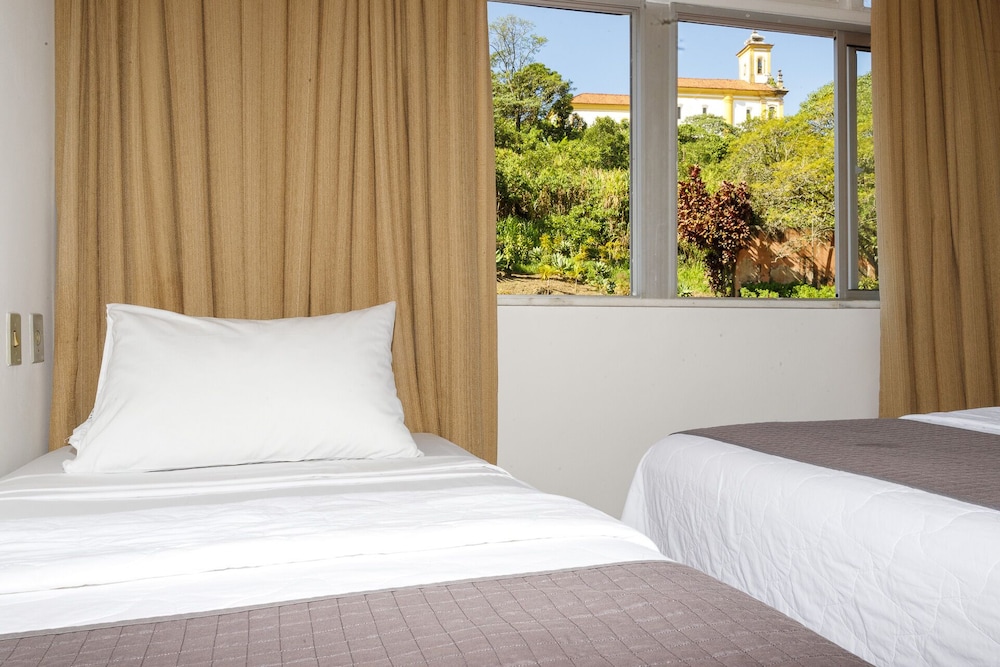 Deluxe Triple Room photo 2