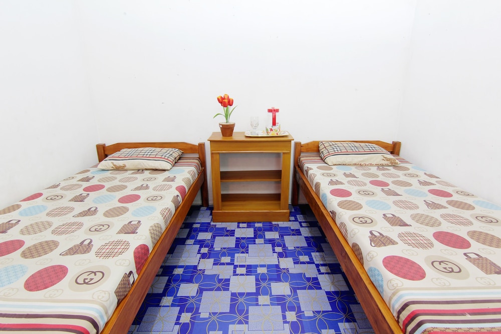 Standard Room - Photo 9