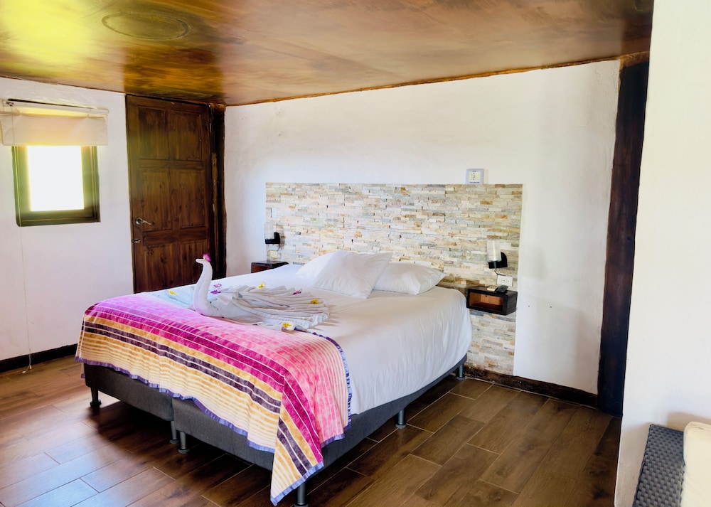 Family Suite, Pool View