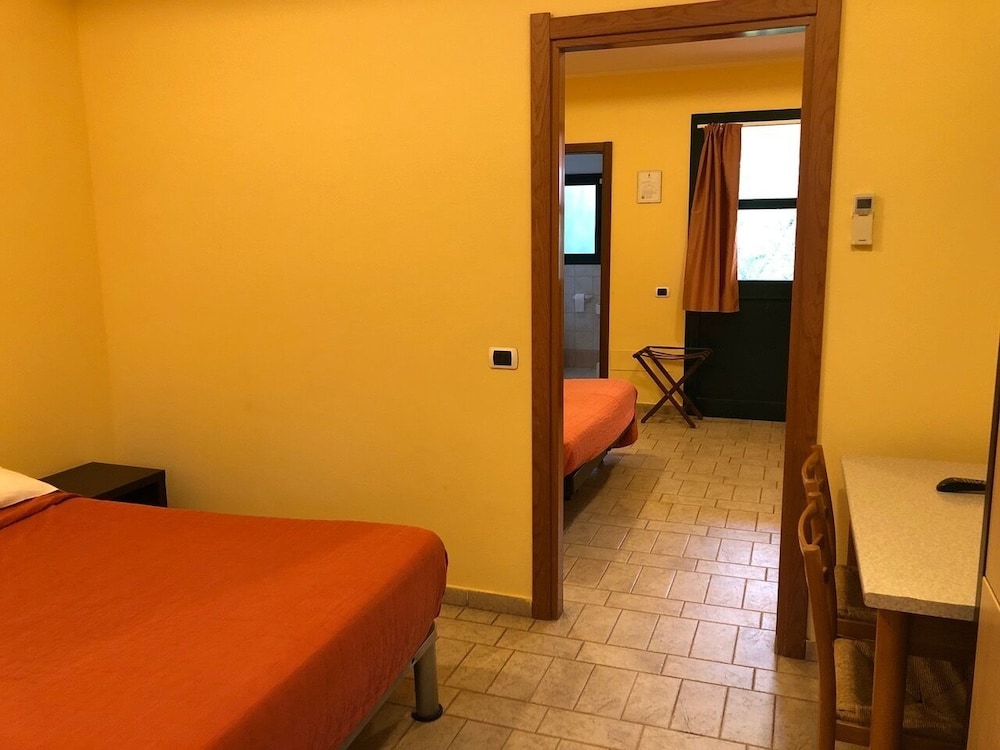 Family Apartment, 2 Bedrooms photo 1