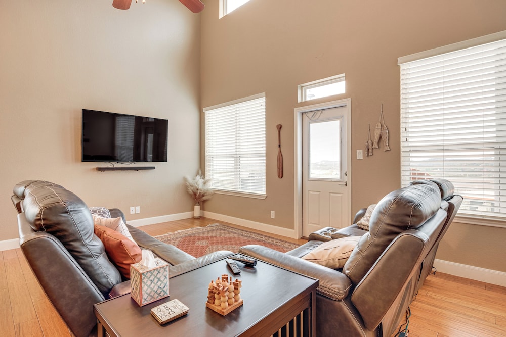 House (2 Bedrooms)