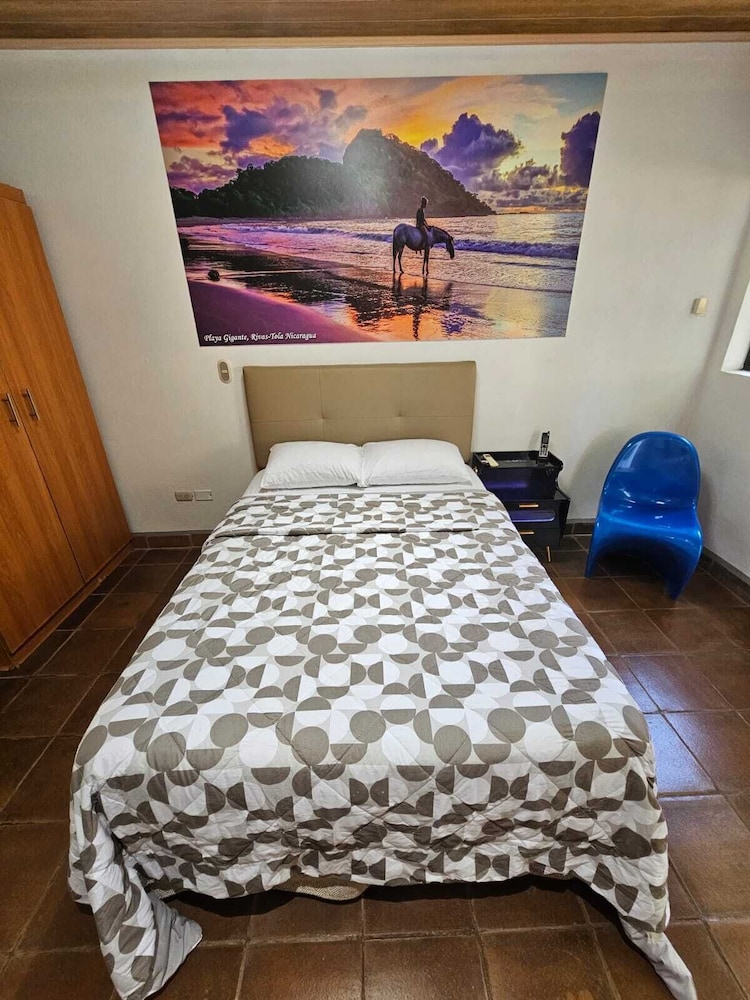 Comfort Double Room, 1 Bedroom, Air conditioning, Courtyard View photo 2