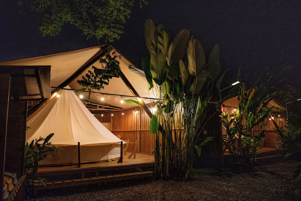 Luxury Tent photo 2